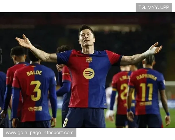 莱万续约难题持续发酵，巴萨去留成谜