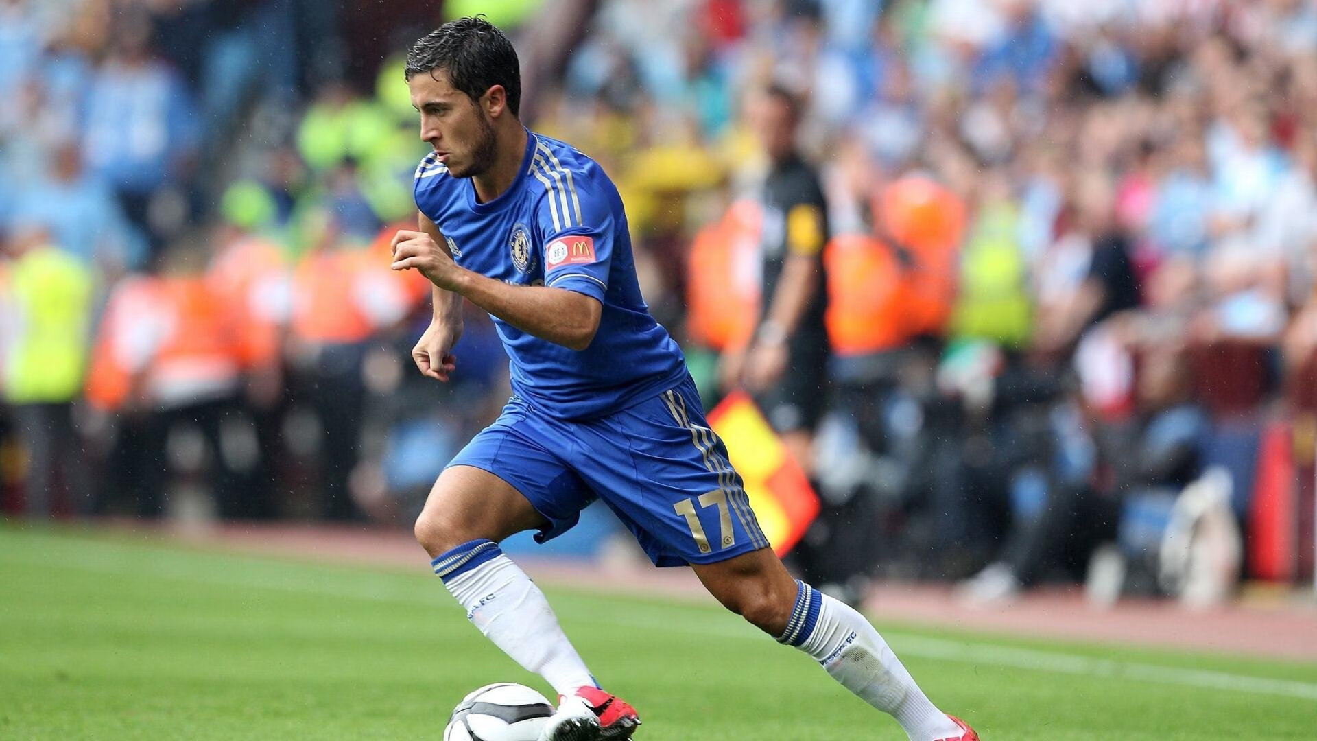 综合体育系“优秀毕业生回校讲评赛” 学长赛后亲自点评战术